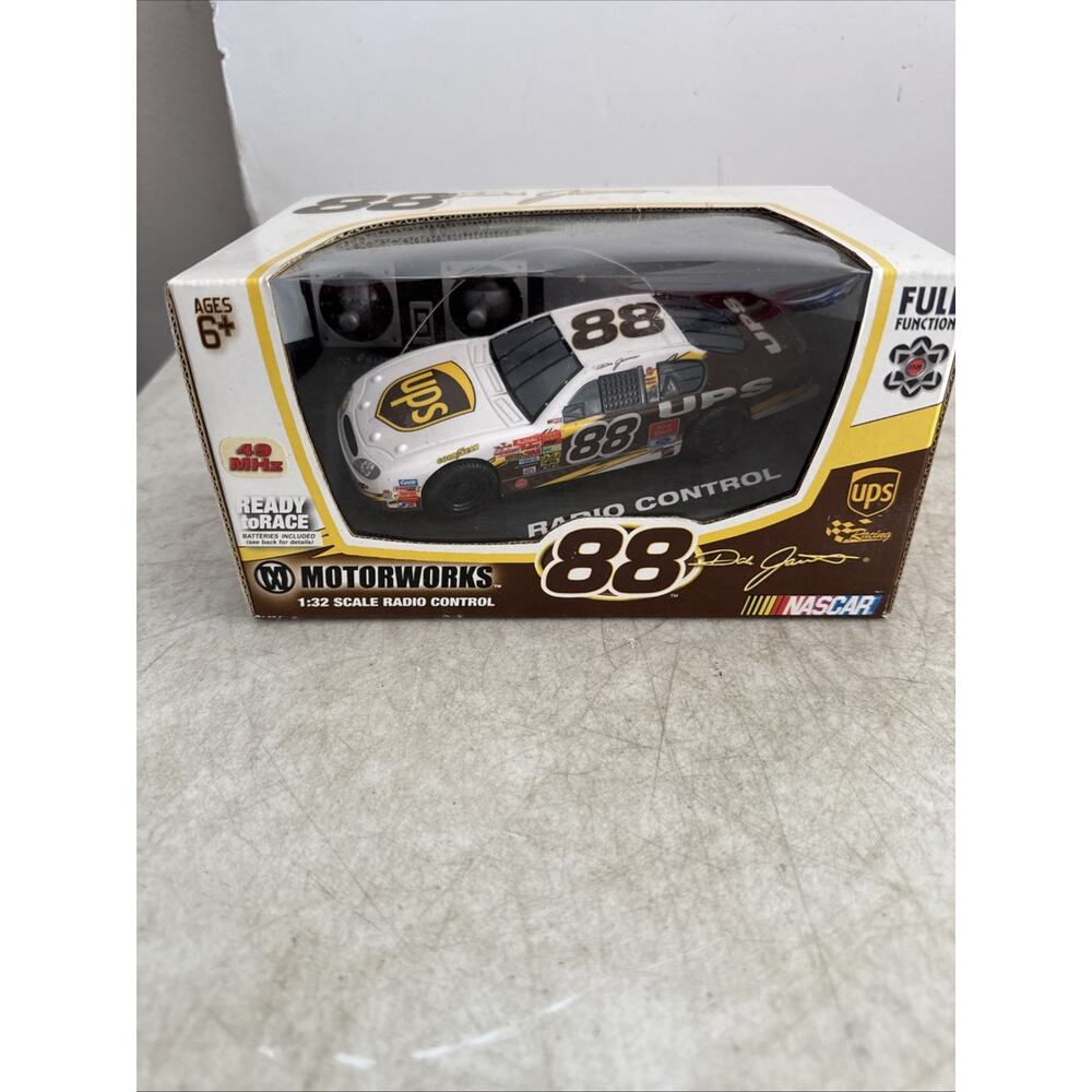 Motorworks Radio Control Dale Jarrett UPS # 88 Nascar 1/32 Scale